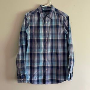 Perry Ellis plaid slim fit button up shirt